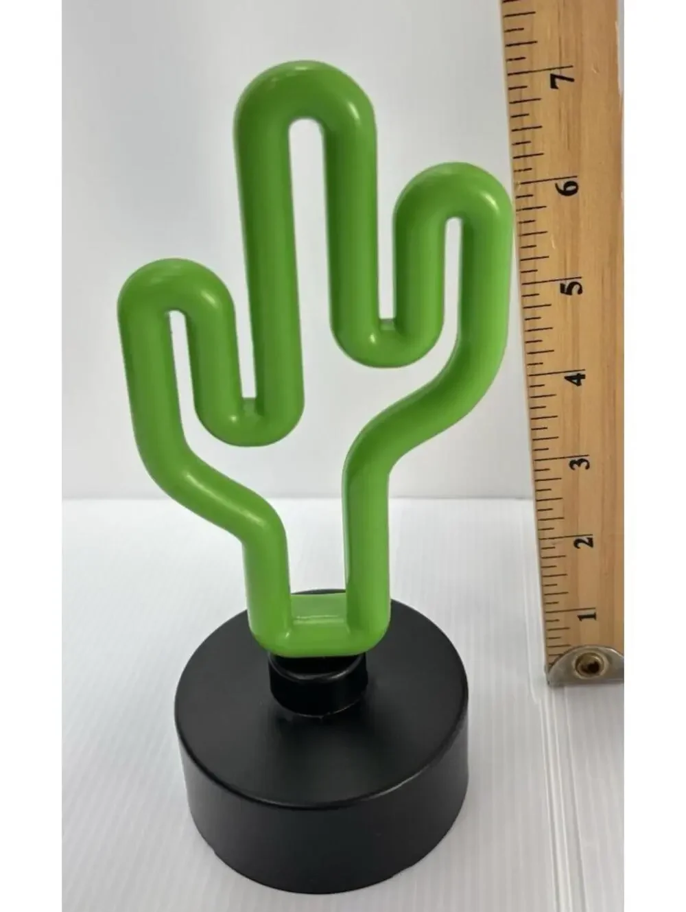 Mini LED Cactus Light Green Neon Battery Operated Night Lamp GUC